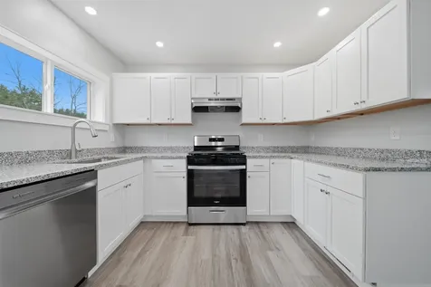 73 Snow Street Concord NH 03303