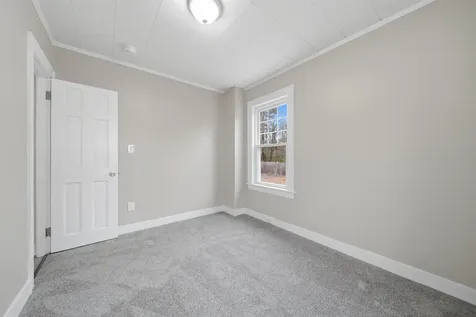 73 Snow Street Concord NH 03303