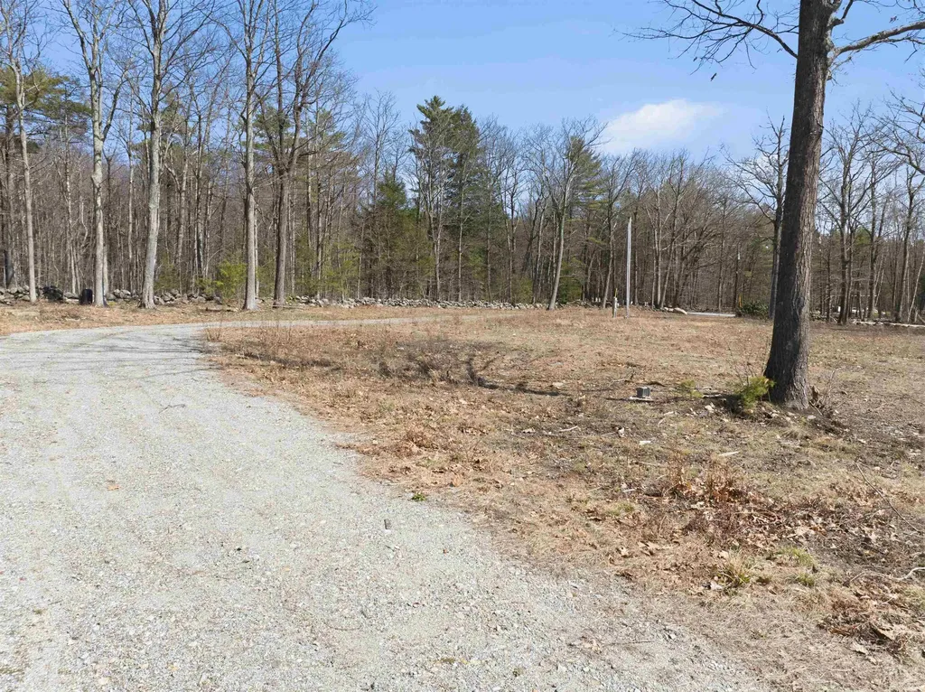 28 Taylor Road Sanbornton NH 03269