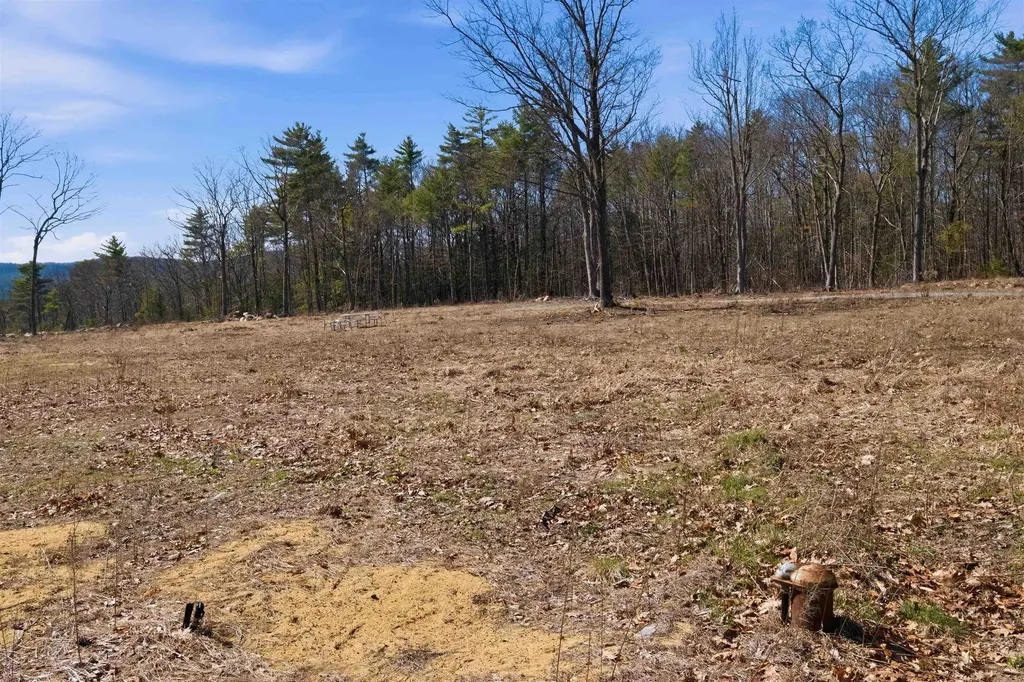 28 Taylor Road Sanbornton NH 03269