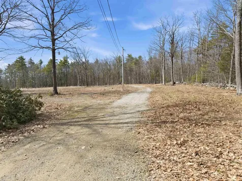 28 Taylor Road Sanbornton NH 03269