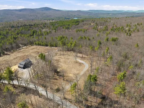 28 Taylor Road Sanbornton NH 03269
