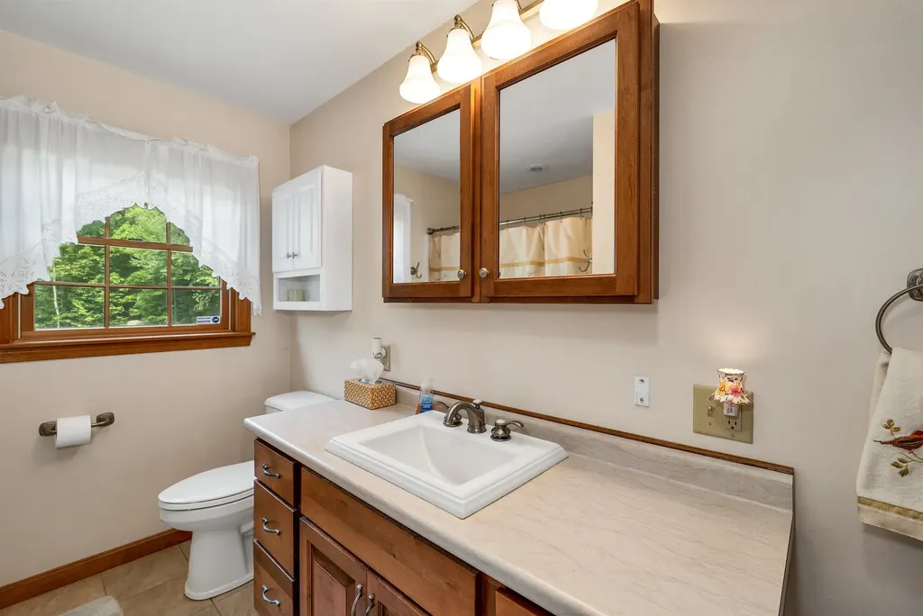 74 N Ridge Road Bradford NH 03221