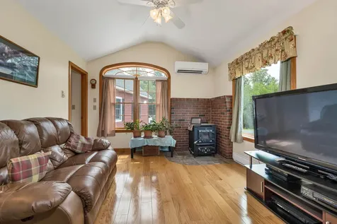 74 N Ridge Road Bradford NH 03221