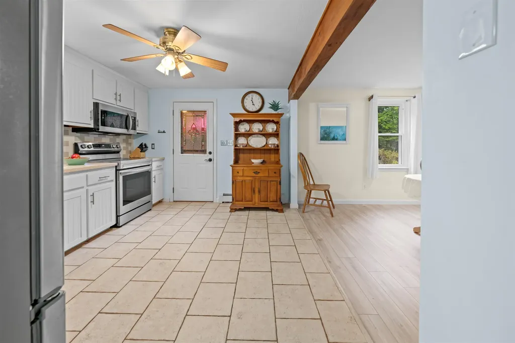 17 Centennial Drive Webster NH 03303