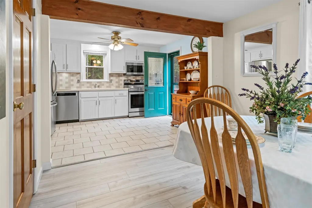 17 Centennial Drive Webster NH 03303
