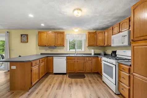 496 Loudon Road Pittsfield NH 03263