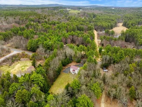 496 Loudon Road Pittsfield NH 03263
