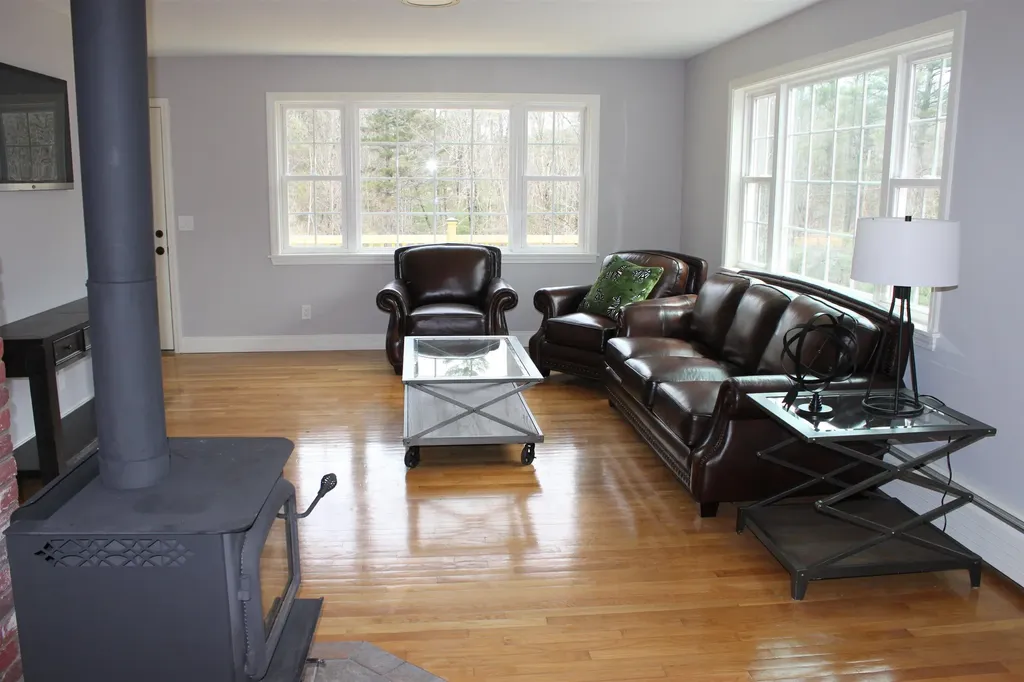 20 Water Street Boscawen NH 03303