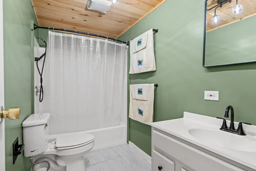 30 Centennial Drive Webster NH 03303