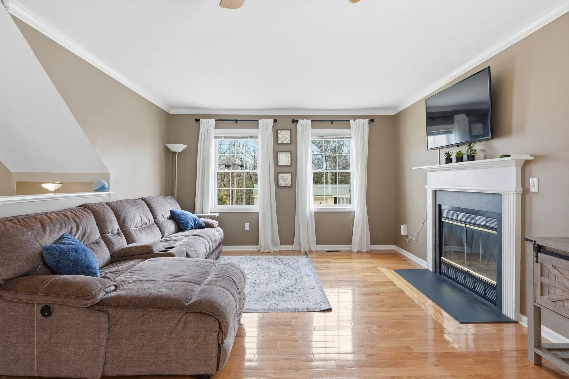 15 Taschereau Boulevard Nashua NH 03062