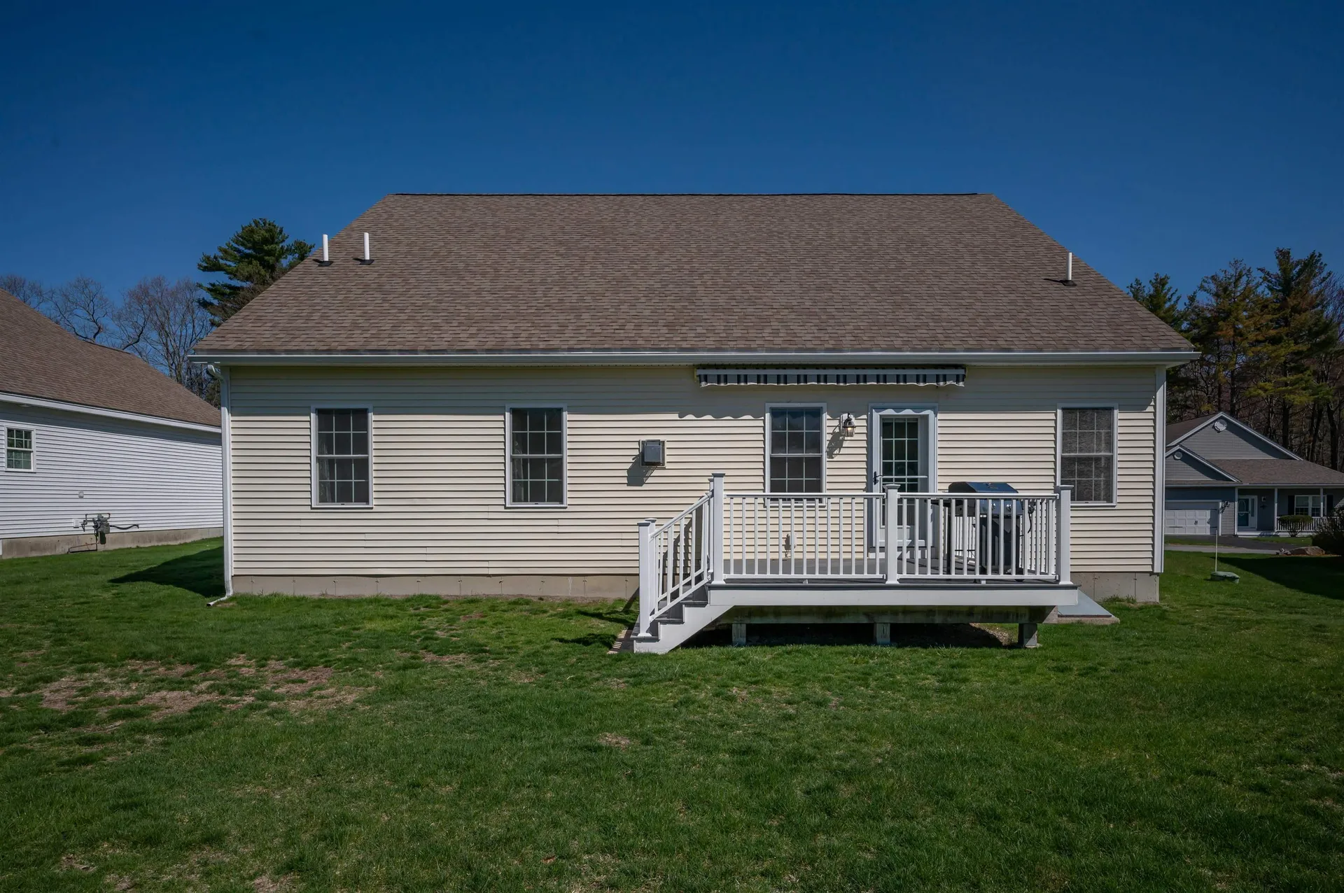12 Torrey Pines Circle Plaistow NH 03865