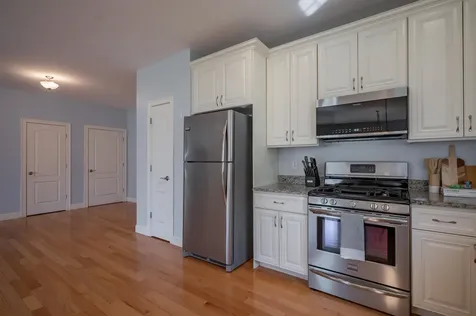12 Torrey Pines Circle Plaistow NH 03865