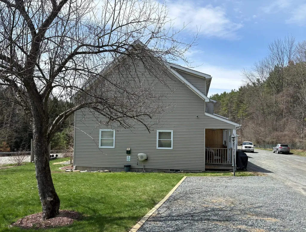 15 Harlow Hill Road Randolph VT 05060