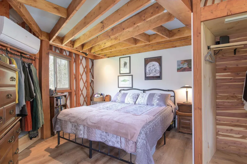 757 Weatherhead Hollow Road Guilford VT 05301