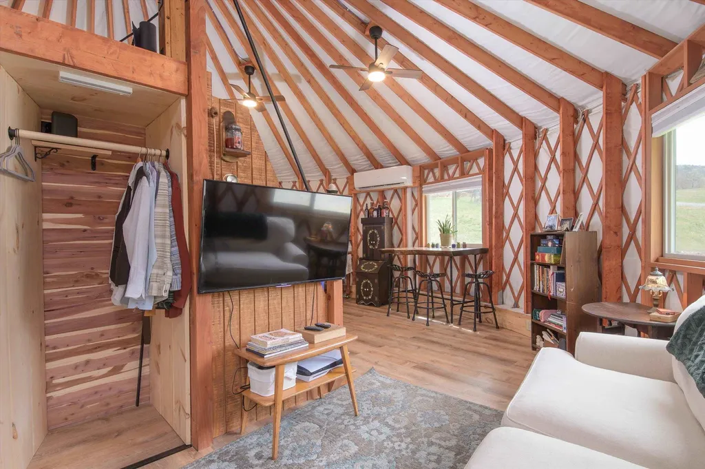 757 Weatherhead Hollow Road Guilford VT 05301