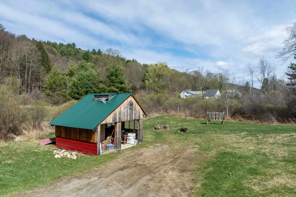 757 Weatherhead Hollow Road Guilford VT 05301