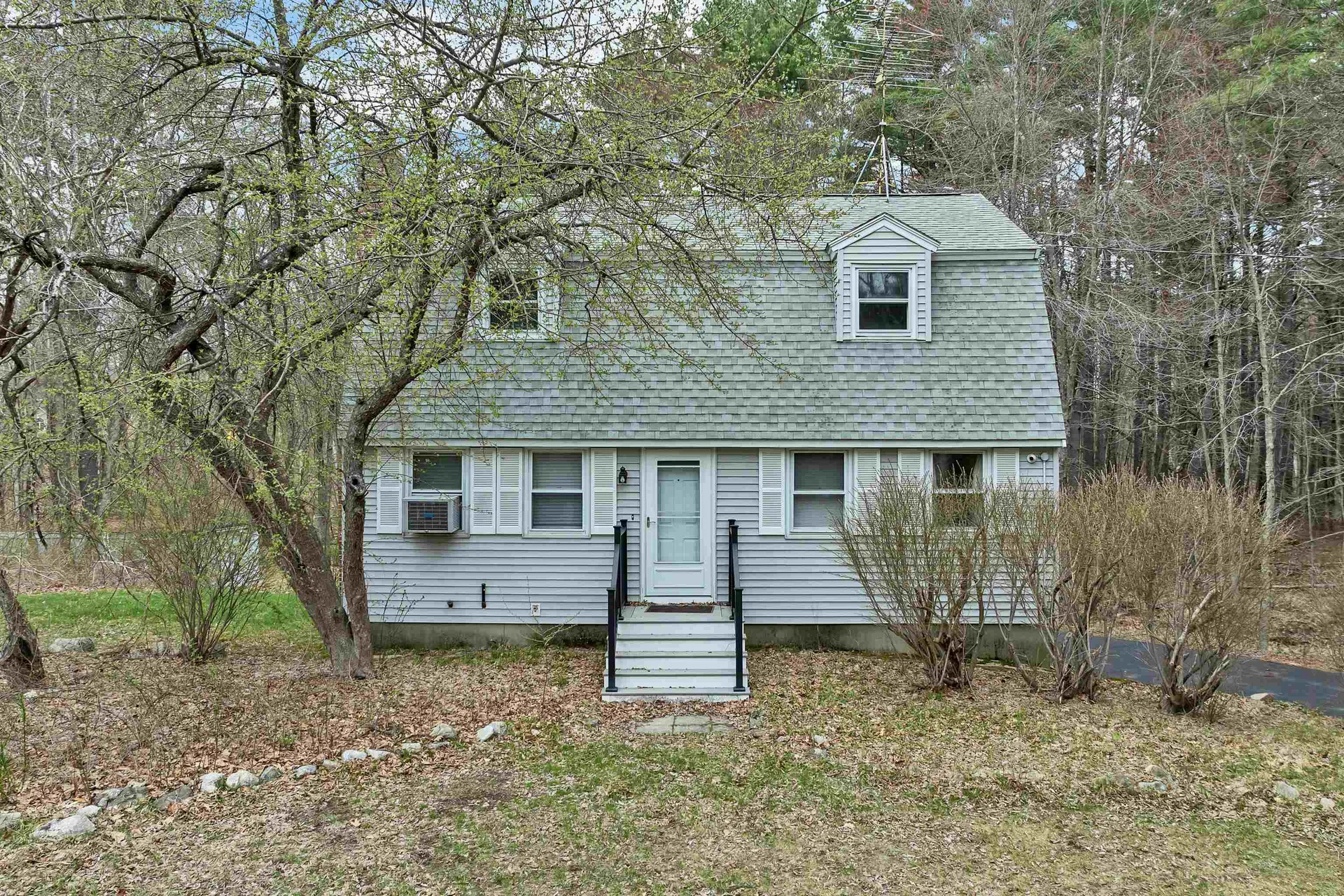 12 Blueberry Road Windham NH 03087