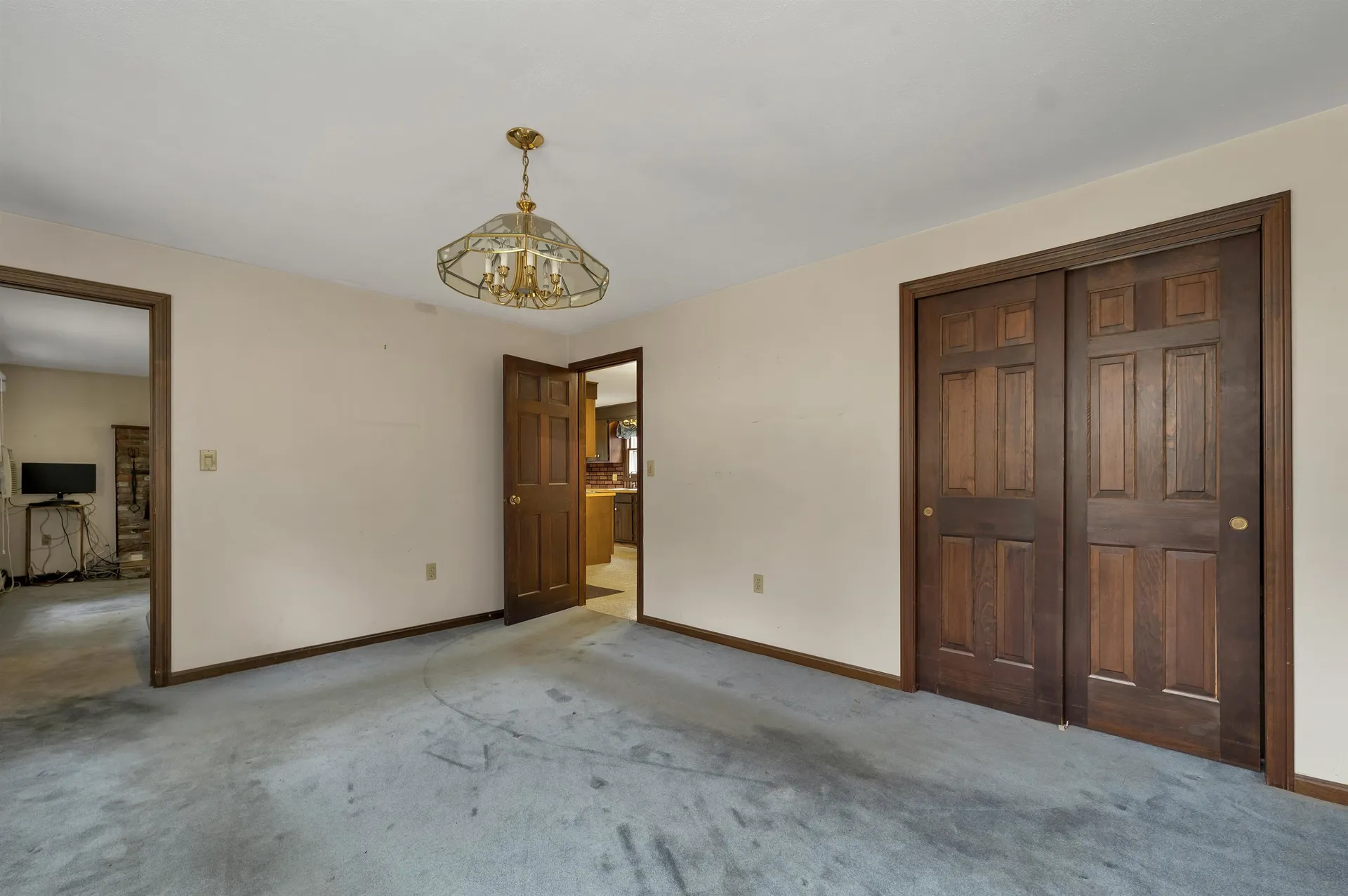 12 Blueberry Road Windham NH 03087