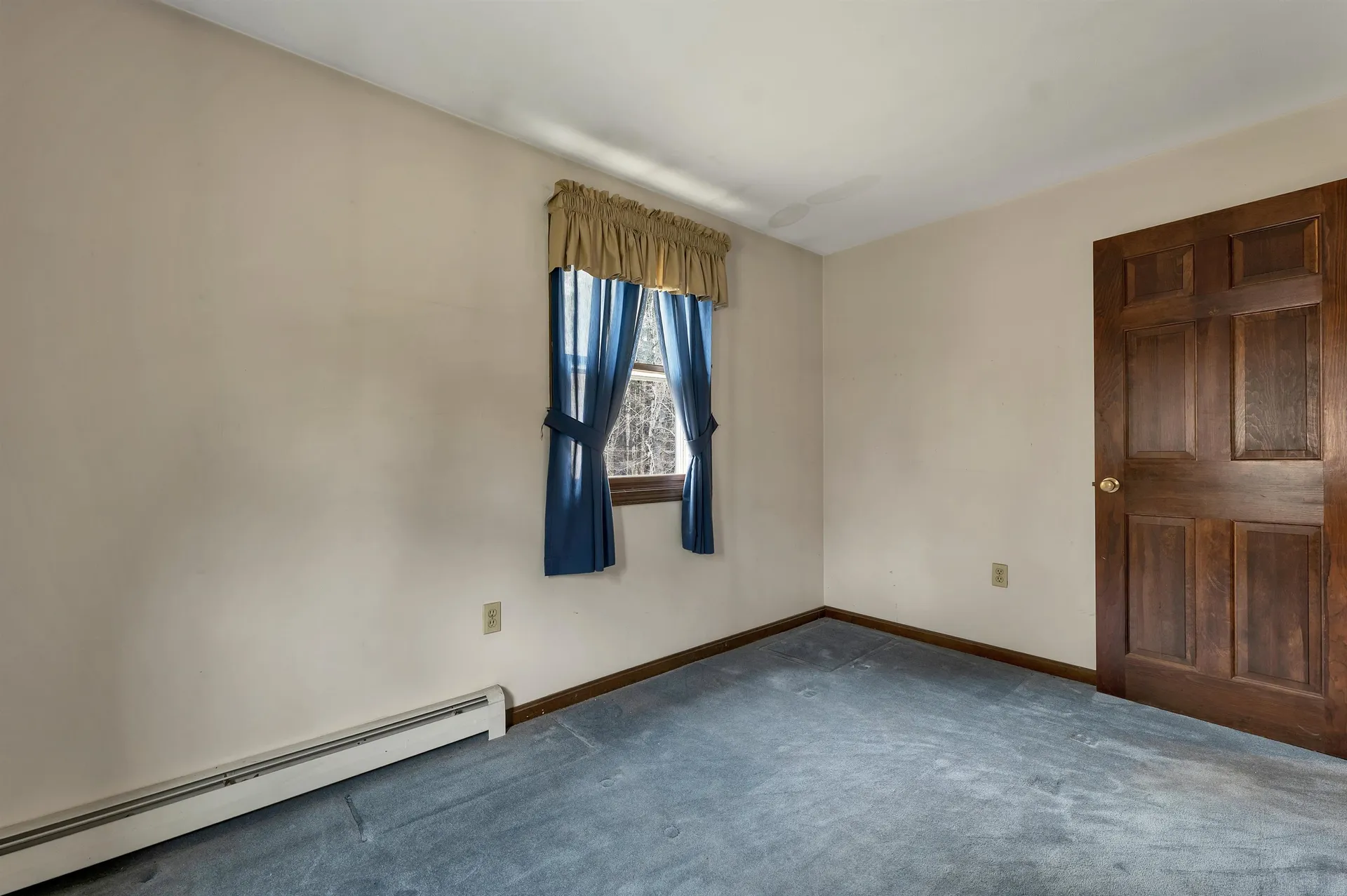 12 Blueberry Road Windham NH 03087