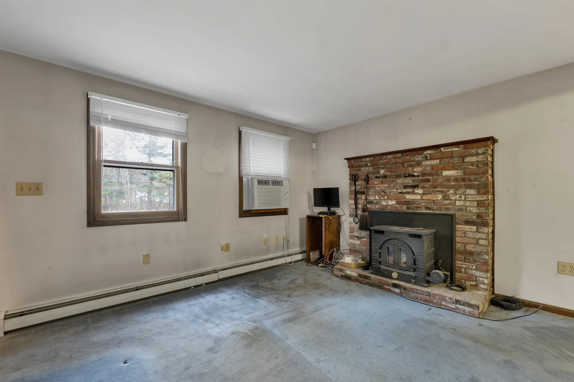 12 Blueberry Road Windham NH 03087