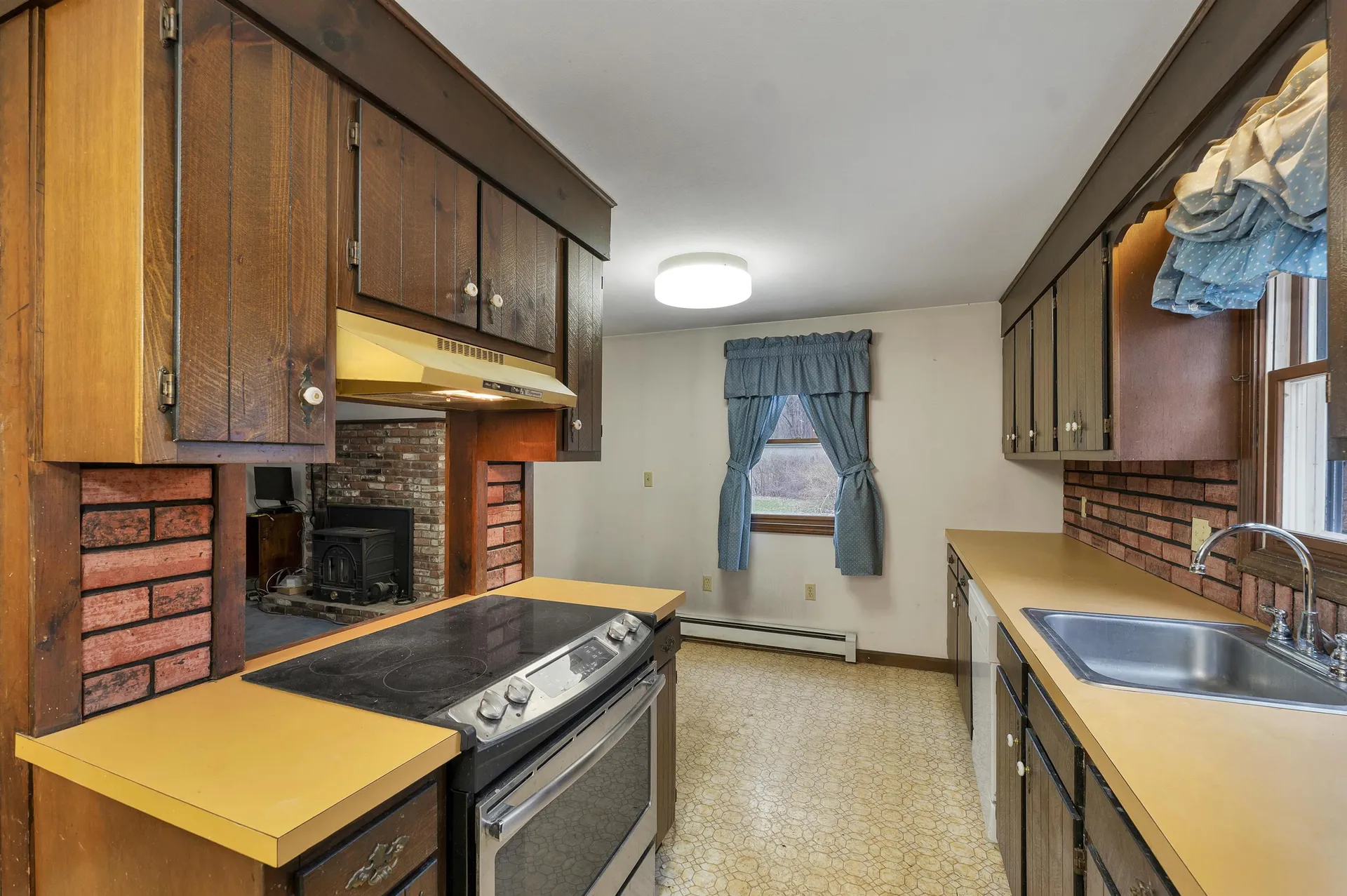 12 Blueberry Road Windham NH 03087