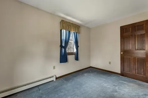 12 Blueberry Road Windham NH 03087