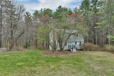 12 Blueberry Road Windham NH 03087