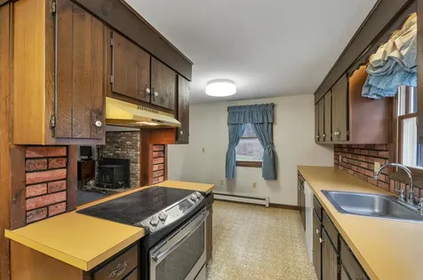 12 Blueberry Road Windham NH 03087