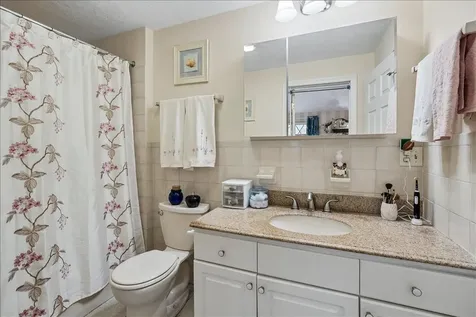 20 Vanden Road Merrimack NH 03054
