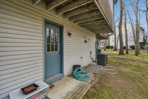 20 Vanden Road Merrimack NH 03054