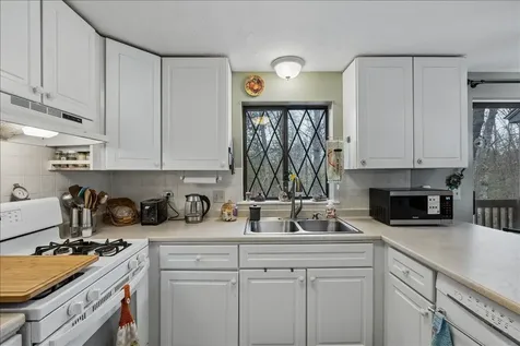 20 Vanden Road Merrimack NH 03054