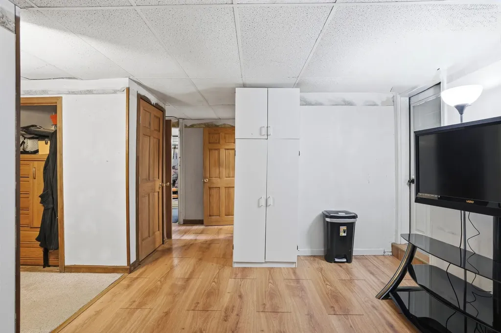 21 W Chamberlain Road Merrimack NH 03054
