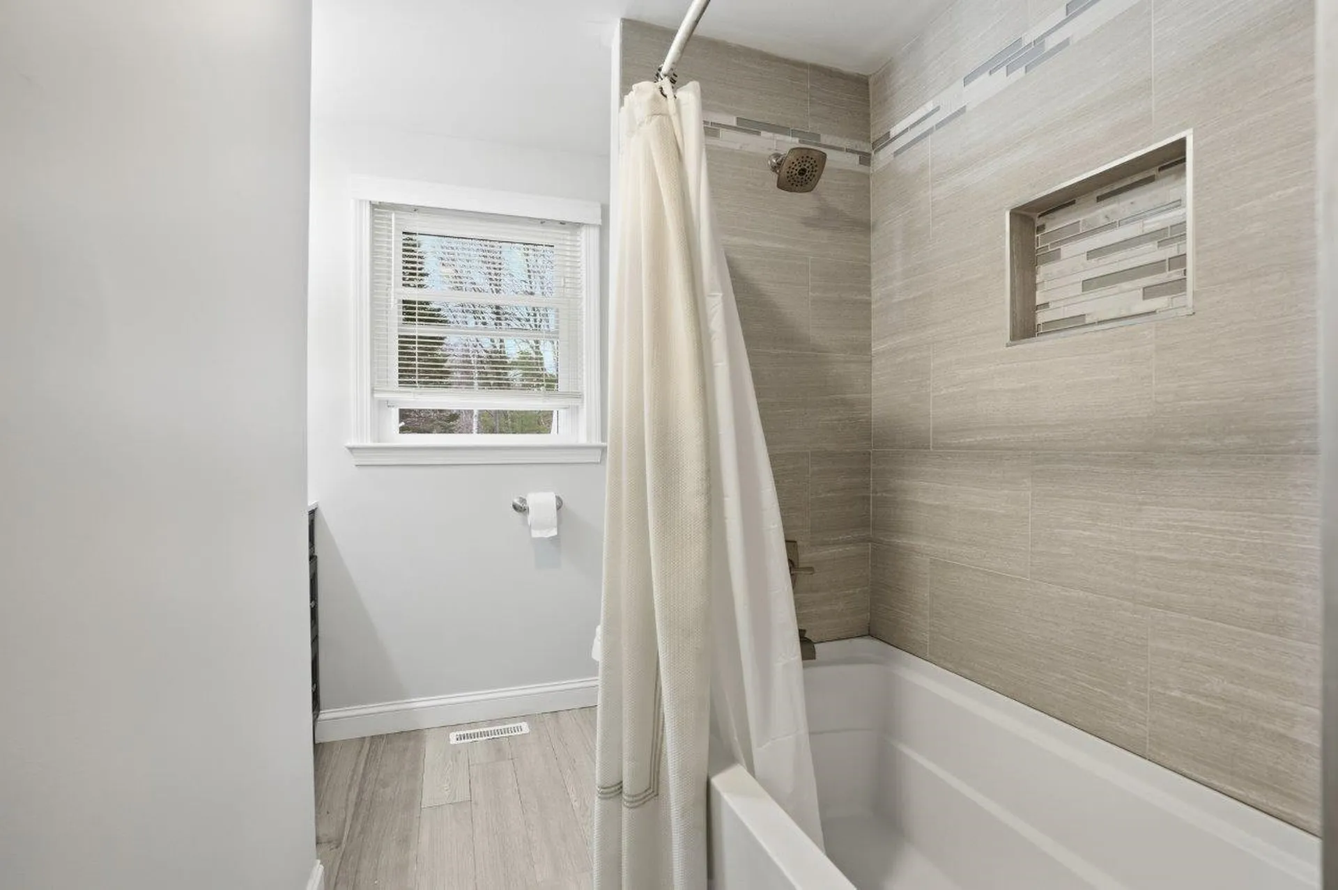 21 W Chamberlain Road Merrimack NH 03054
