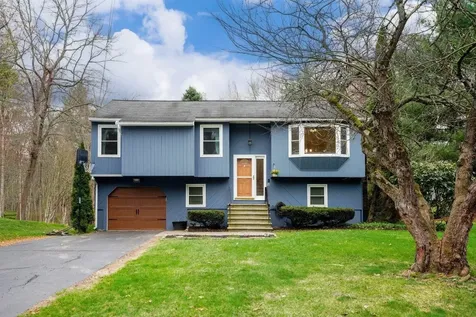 21 W Chamberlain Road Merrimack NH 03054