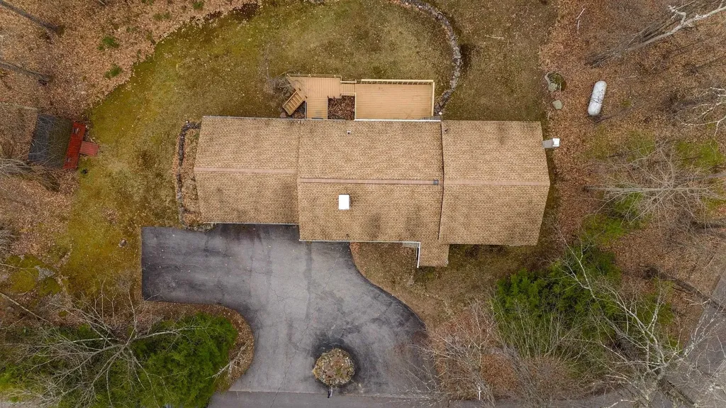 43 Snow Road Goffstown NH 03045
