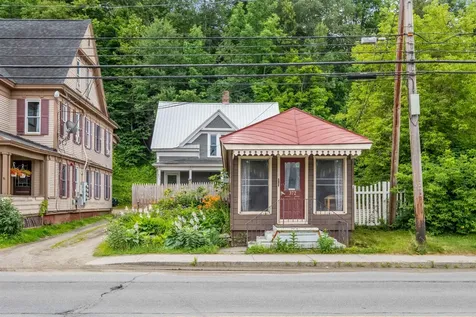 376 Portland Street St. Johnsbury VT 05819