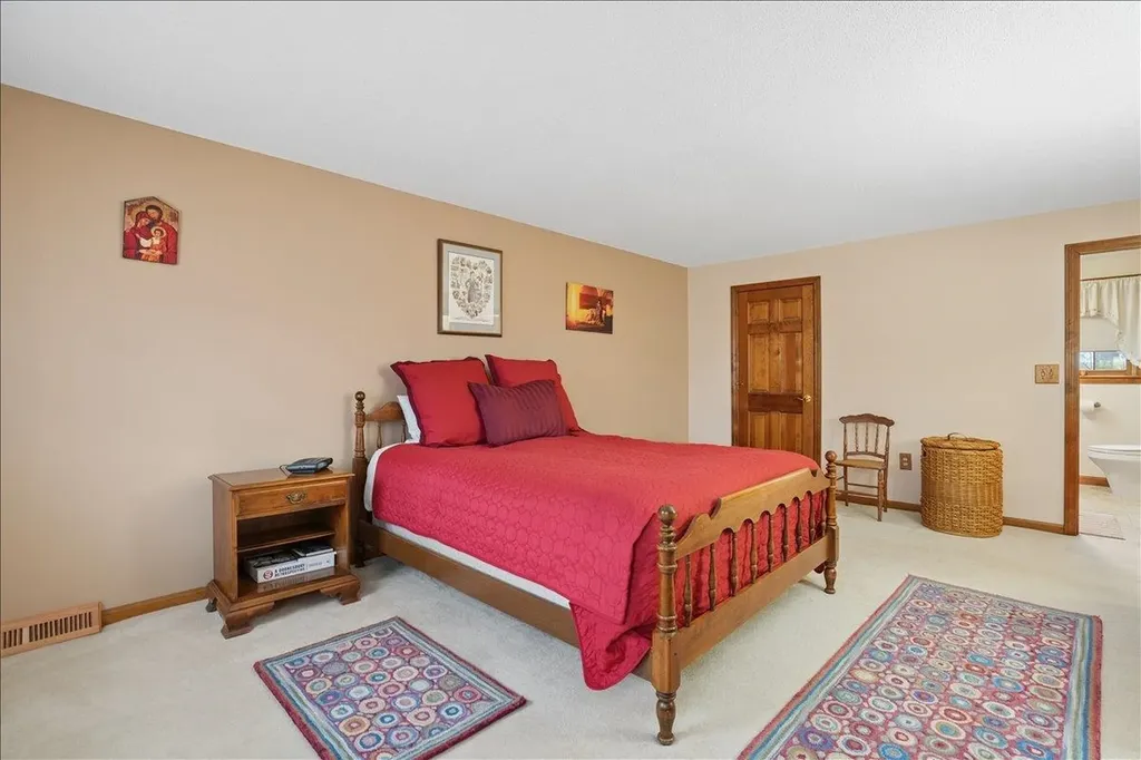 57 Timberline Drive Nashua NH 03062