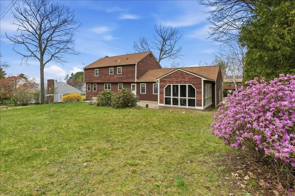 57 Timberline Drive Nashua NH 03062