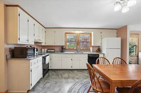 57 Timberline Drive Nashua NH 03062