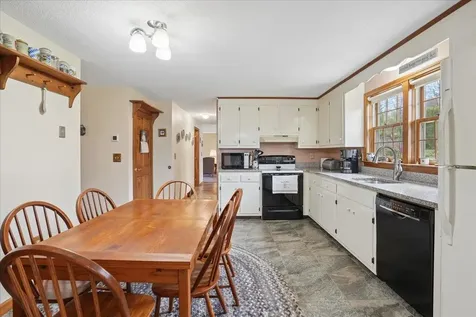 57 Timberline Drive Nashua NH 03062