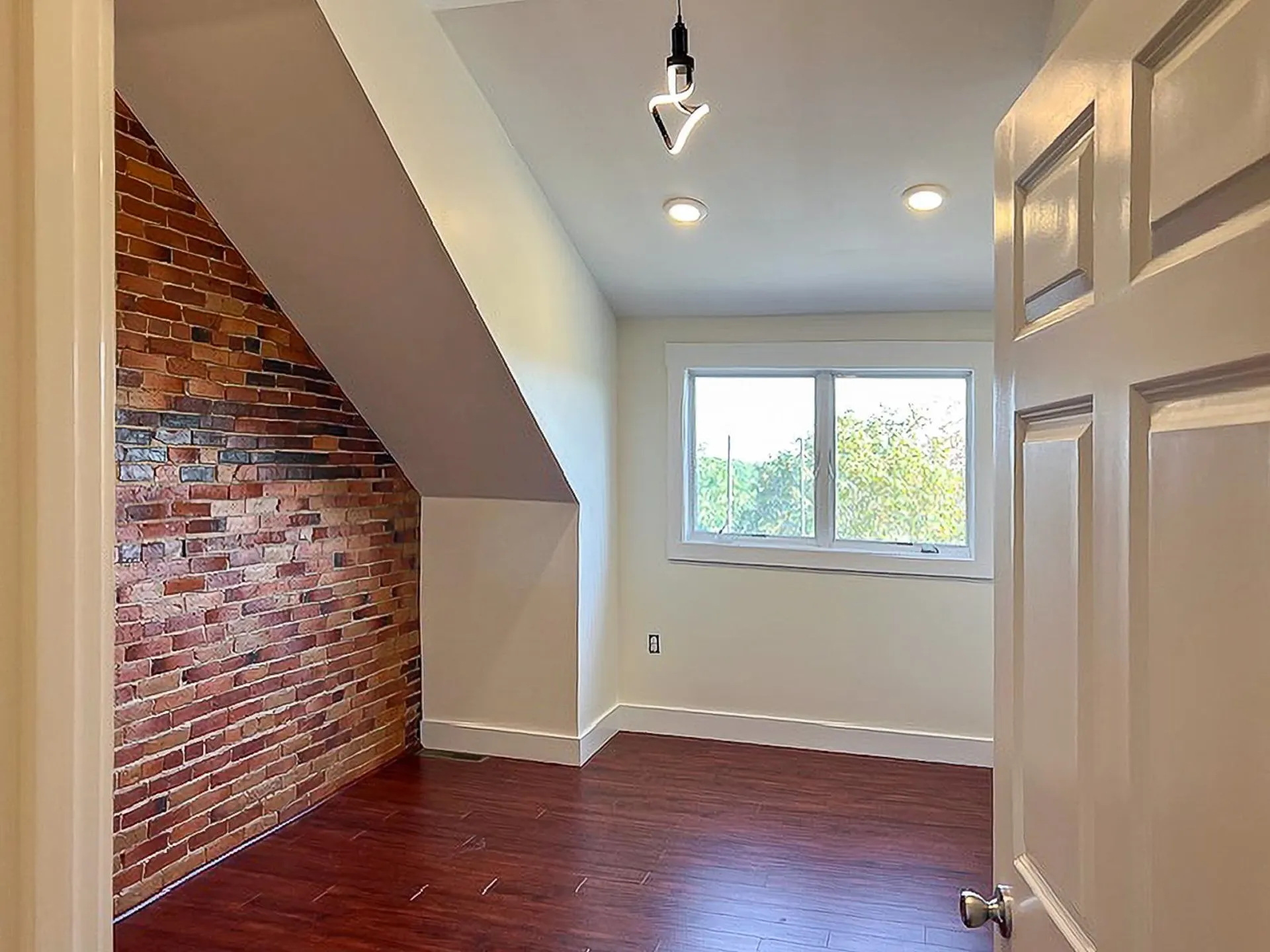 90 High Street Somersworth NH 03878