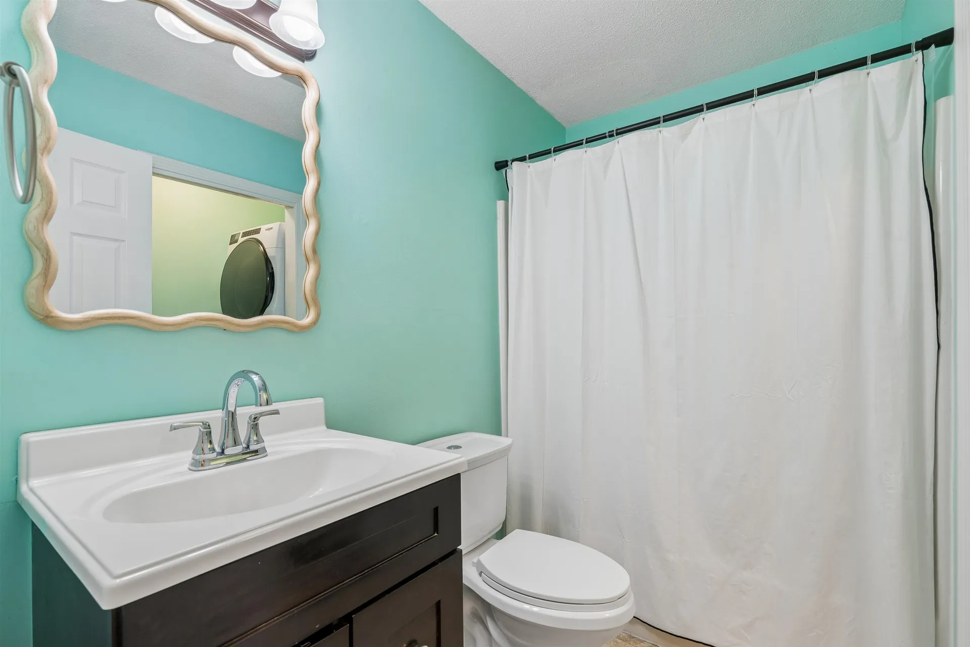 4 Turner Place Enfield NH 03748