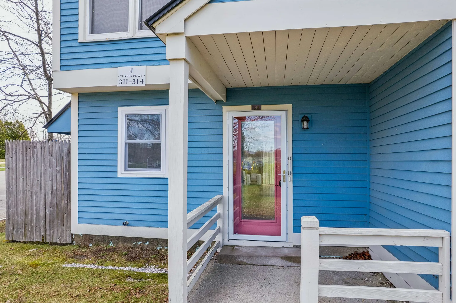 4 Turner Place Enfield NH 03748