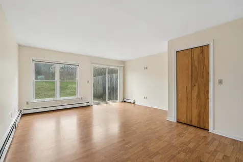 4 Turner Place Enfield NH 03748
