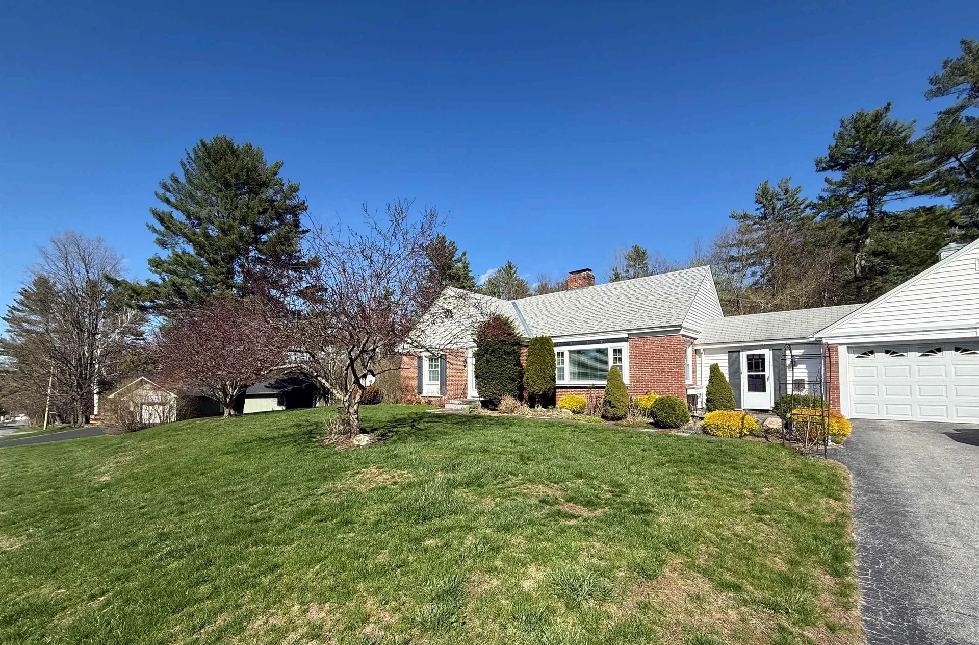 Claremont NH, 48 Whitcomb Lane