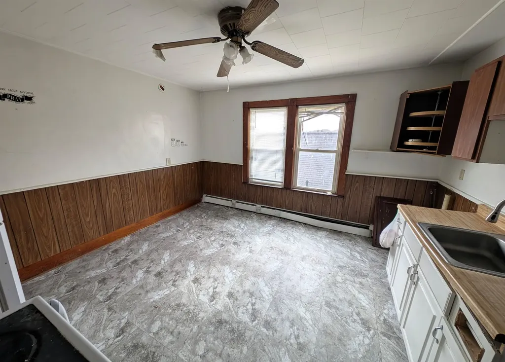 25 Wight Street Berlin NH 03570