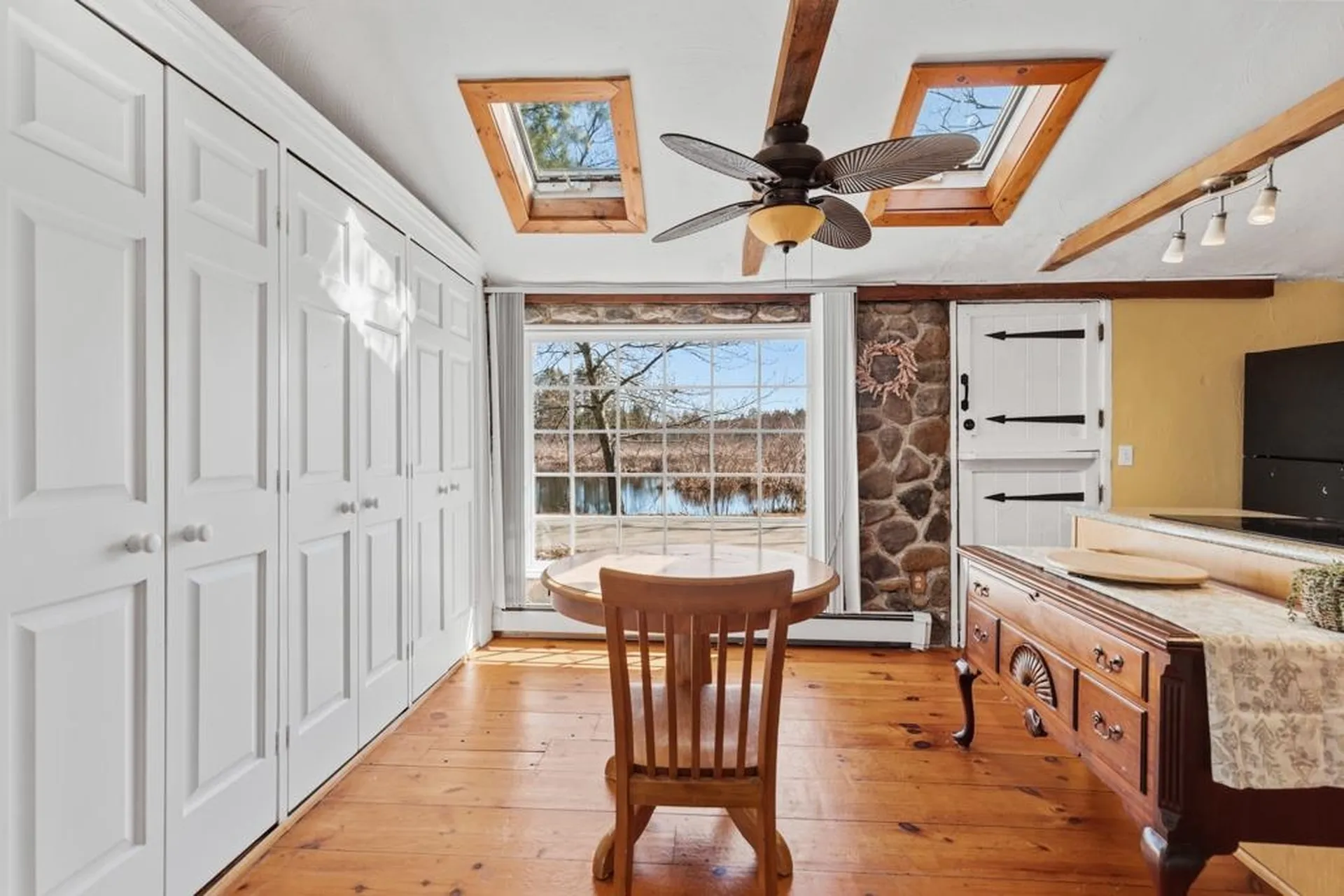 120 Pond Street Newton NH 03858