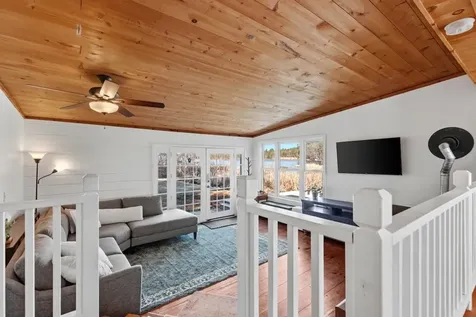 120 Pond Street Newton NH 03858