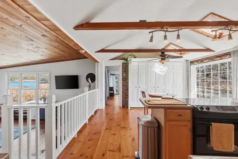 120 Pond Street Newton NH 03858